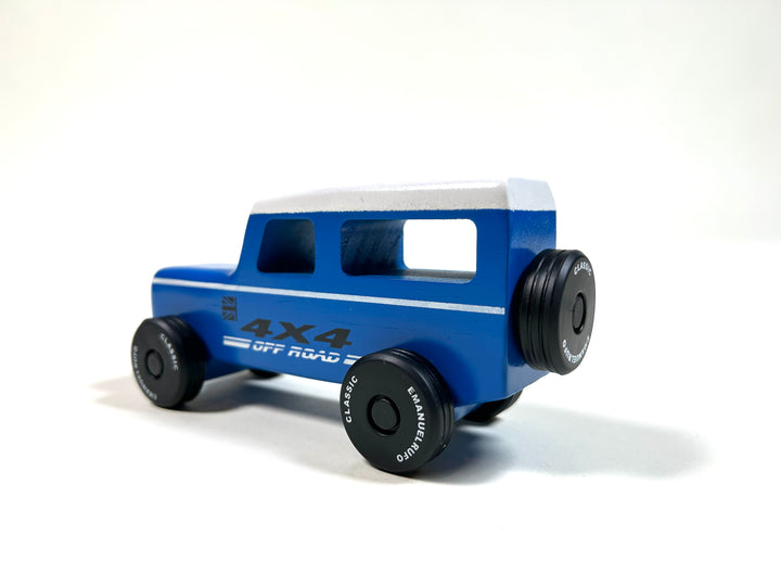 LAND ROVER INSPIRED WOODEN TOY CAR